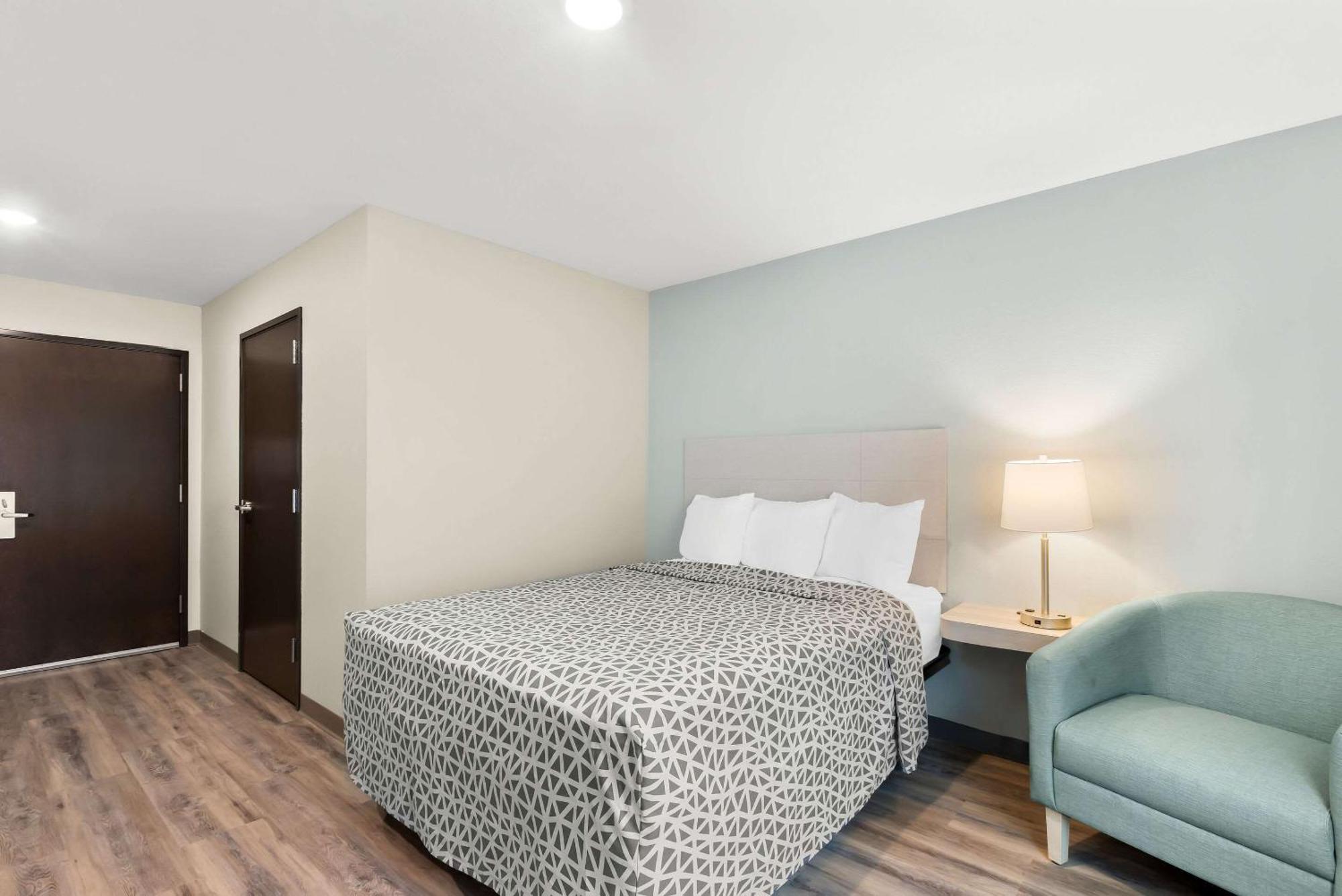Woodspring Suites Savannah West Chatham Parkway المظهر الخارجي الصورة
