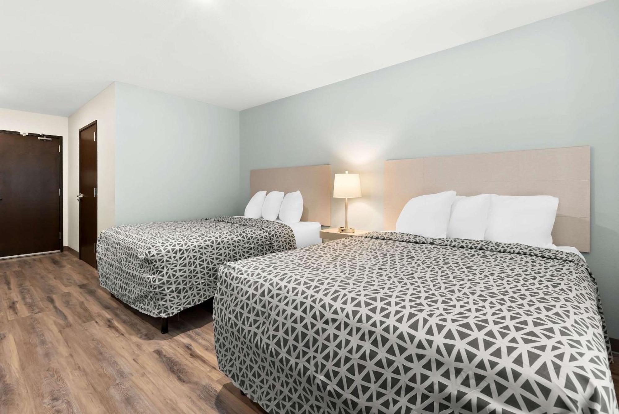 Woodspring Suites Savannah West Chatham Parkway المظهر الخارجي الصورة